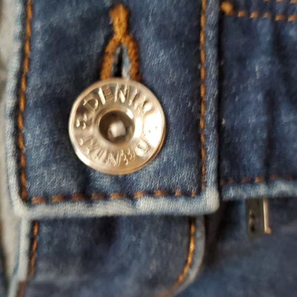 💥3 for $15💥 H&M jeans - Picture 6 of 8